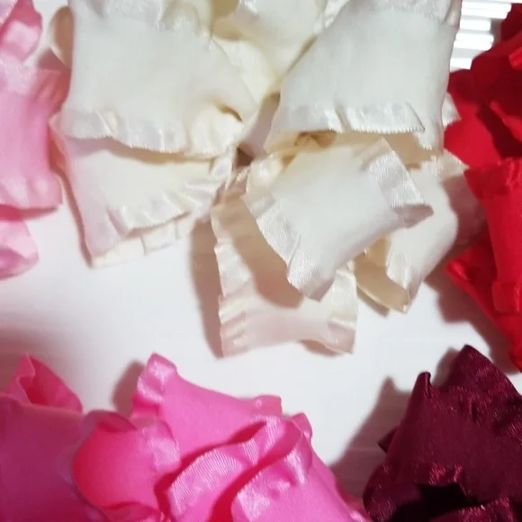 BIG double ruffle ribbon bows‎ 6 NEW